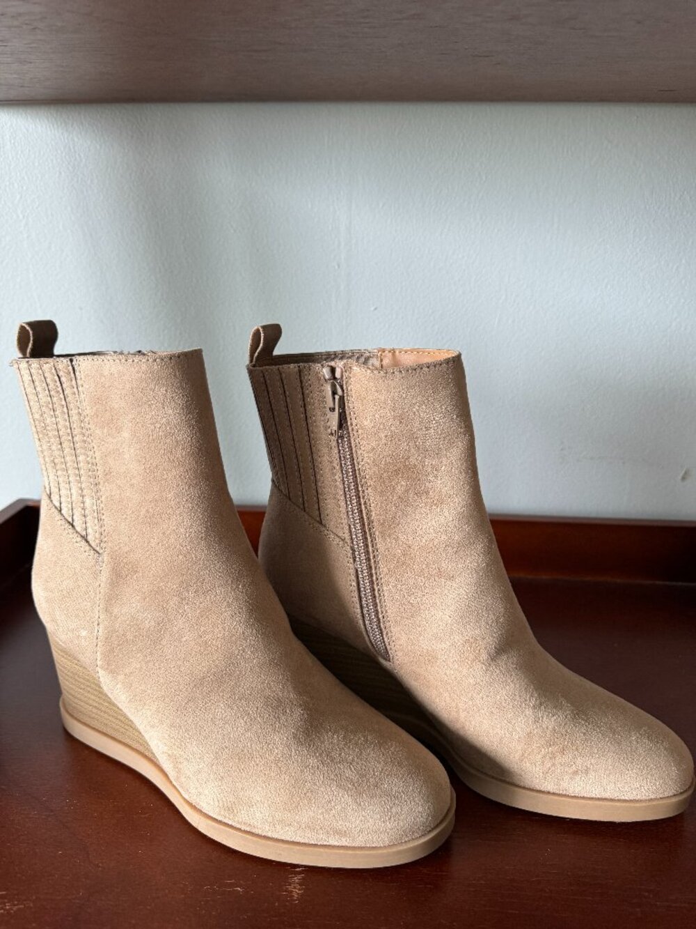 Universal Threads Cypress Booties Size 7